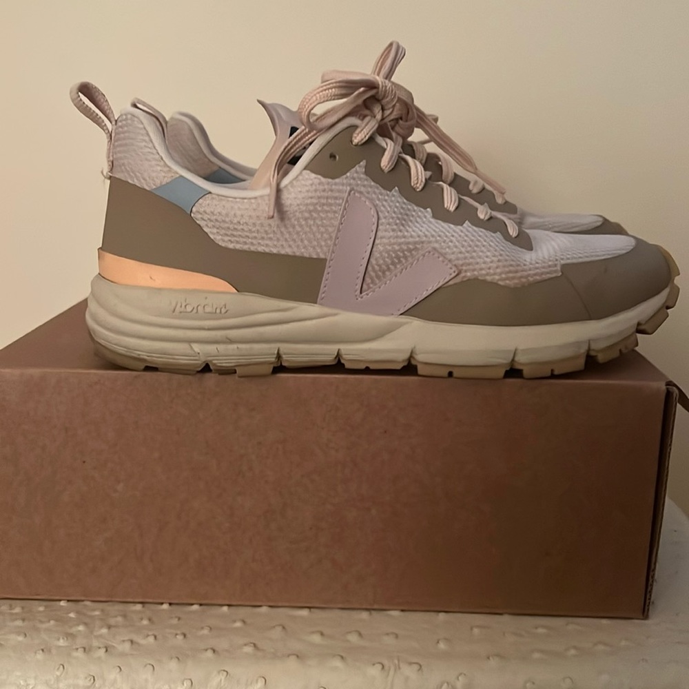 Veja sneakers